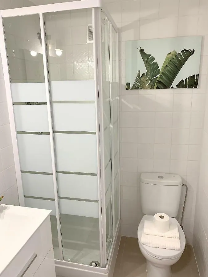אמפוריבראבה Apartamento 1ª Linea De Mar -Wifi- Aire Acondicionado ספרד