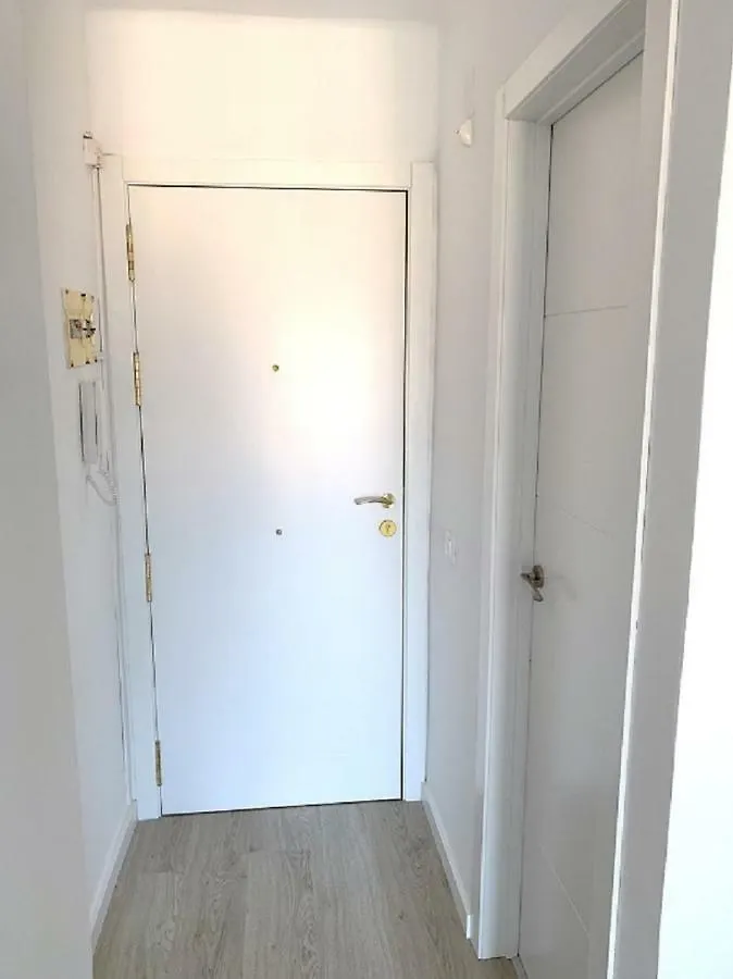 דירה אמפוריבראבה Apartamento 1ª Linea De Mar -Wifi- Aire Acondicionado